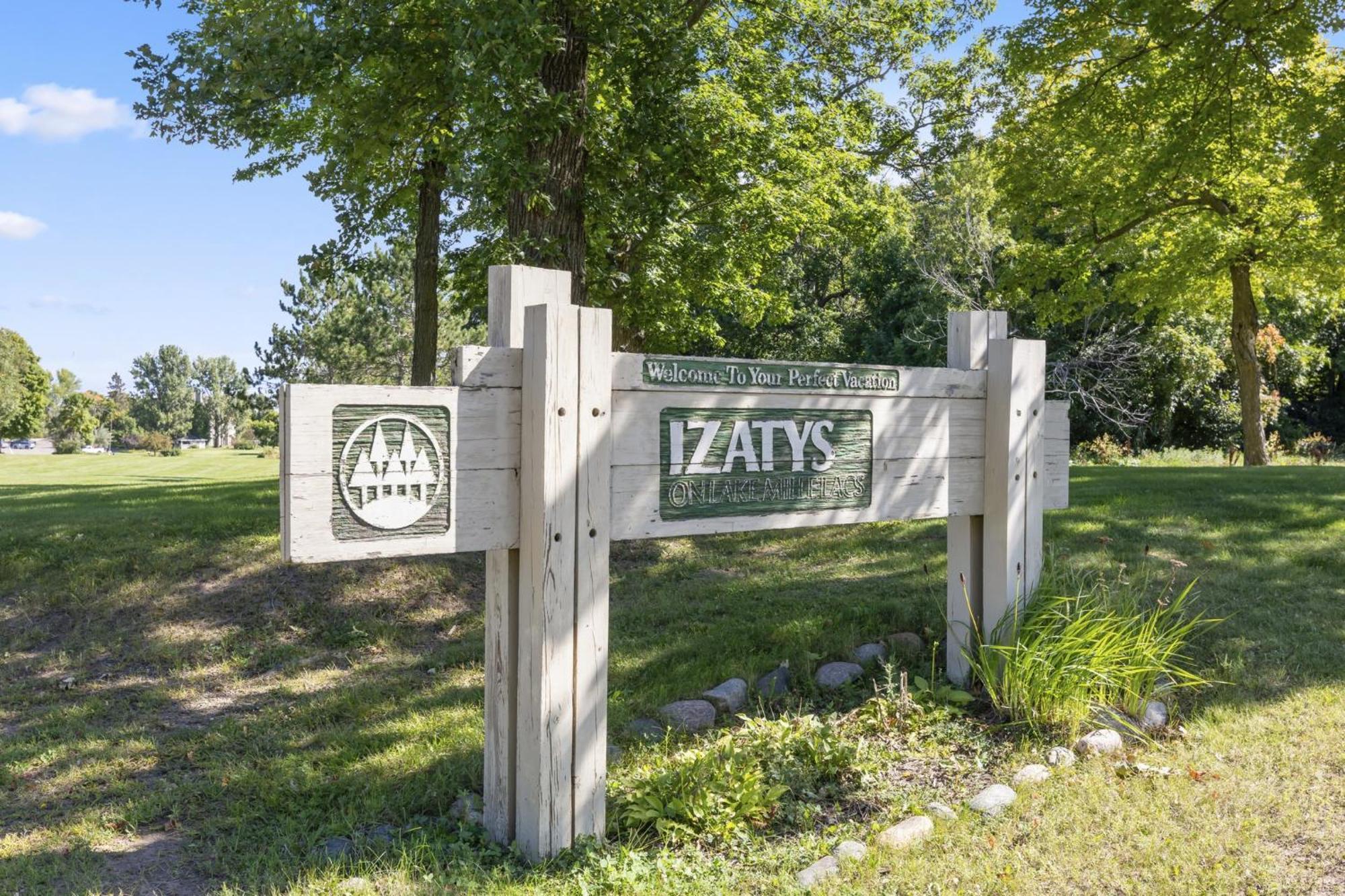 Village At Izatys Bayview Extérieur photo